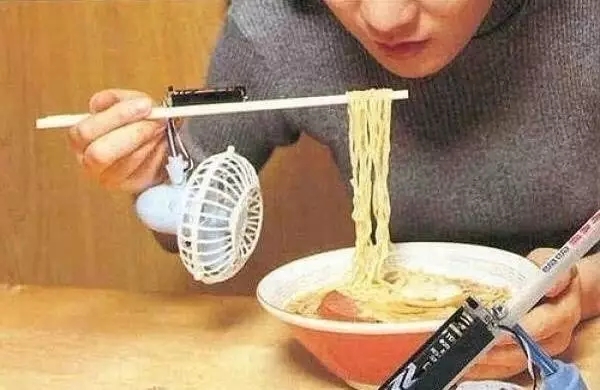 懶人發明！制造解放雙手新境界