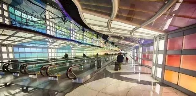 賞析 | 國際機場中的黑科技和藝術裝置