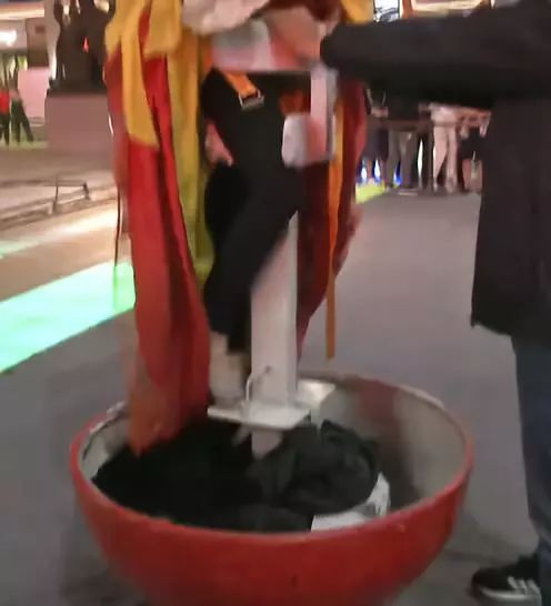 “不倒翁小姐姐”火了！你知道她背后的那些發明嗎？