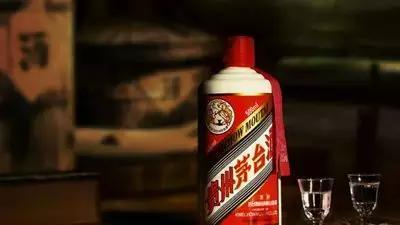 "信陽毛尖"搭上"茅臺"，飲茶又喝酒的“仙股”要飛升？手里還有"成龍"商標！