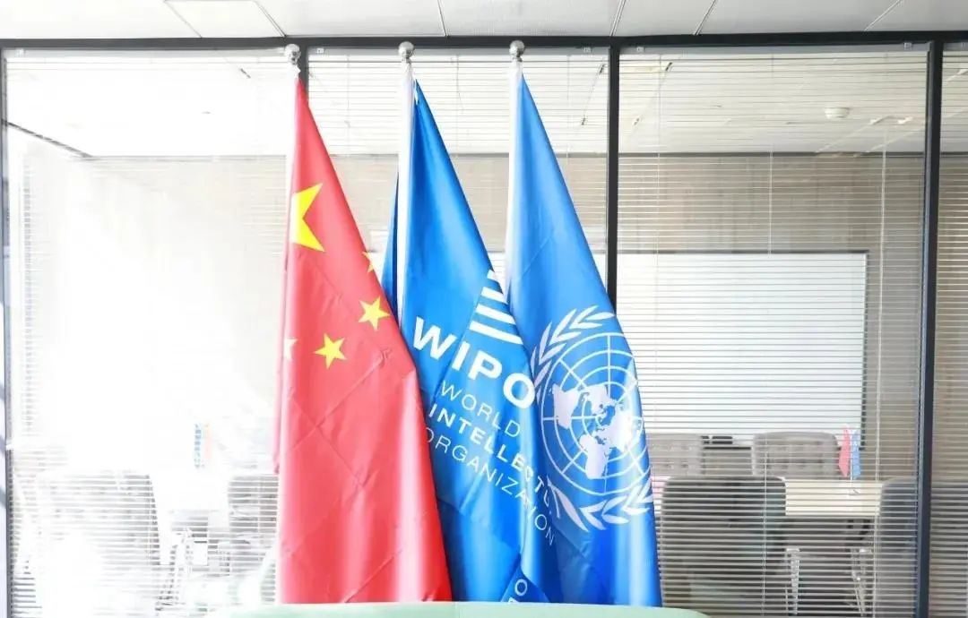 上海浦東法院涉外知識產權司法服務保障營商環境建設白皮書及典型案例