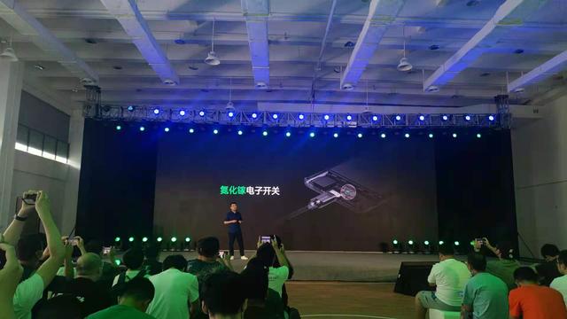 快充只看功率？OPPO發布多項“黑科技”，探索智慧新閃充