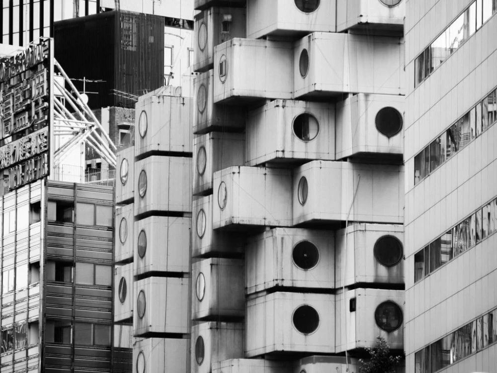 從建成到拆除！再見了，黑川紀章的 ‘中銀膠囊塔’