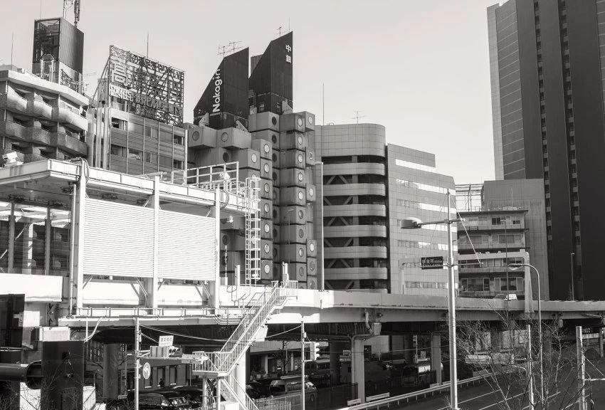 從建成到拆除！再見了，黑川紀章的 ‘中銀膠囊塔’