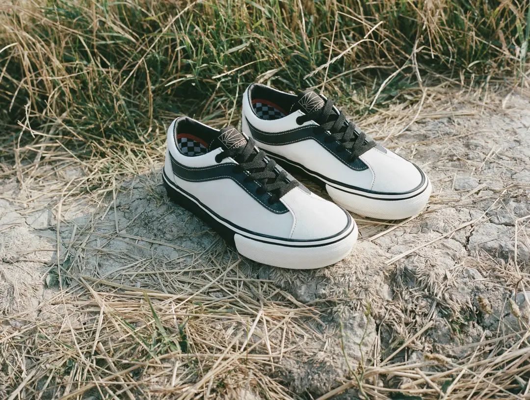 黎明即將來臨！Rassvet x Vans 全新聯名即將發布